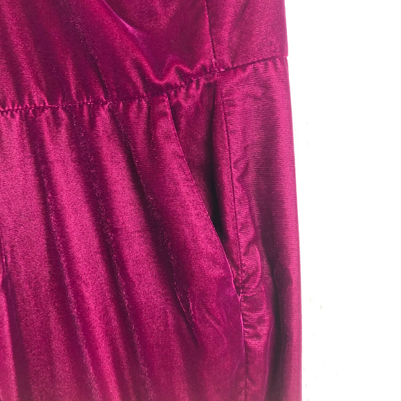 [Banana Republic] Velvet Maroon Jumper - Picture 4 of 7